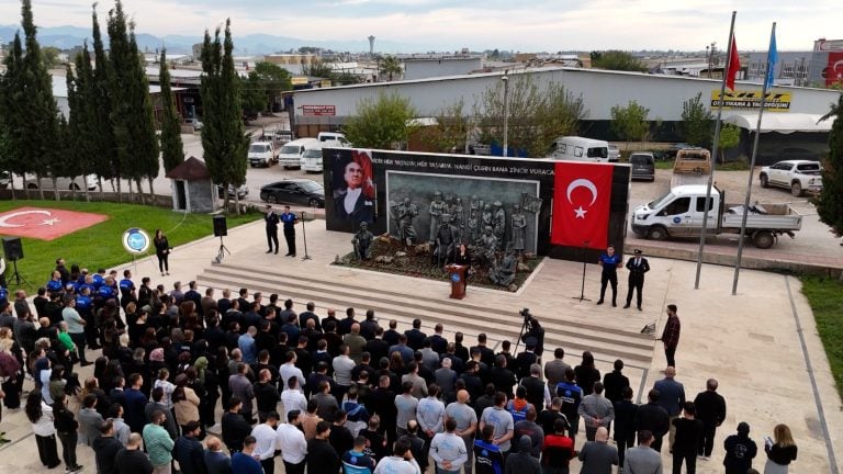 BAŞKAN YILDIRIM; “ATATÜRK’Ü ANLAMAK SEVGİYLE BAŞLAR; ONUN YOLUNDA YÜRÜMEK, OKUMAK VE ÜRETMEKLE DEVAM EDER”