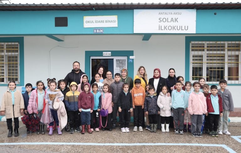 AKSU’DAN DÜNYA SAHNESİNE EĞİTİMİN NOBEL’İNDE BİR TÜRK KADINI AYSEL ŞENER