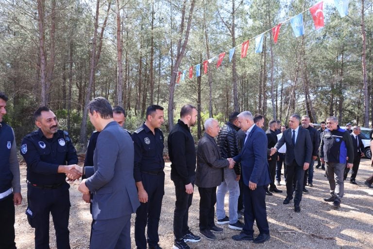 AKSU’DA SAHİPSİZ HAYVAN BAKIMEVİ VE DOĞAL YAŞAM ALANININ TEMELİ ATILDI