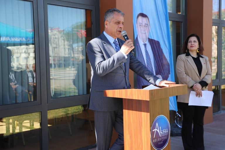 AKSU BELEDİYESİ ETÜT MERKEZİ HİZMETE AÇILDI