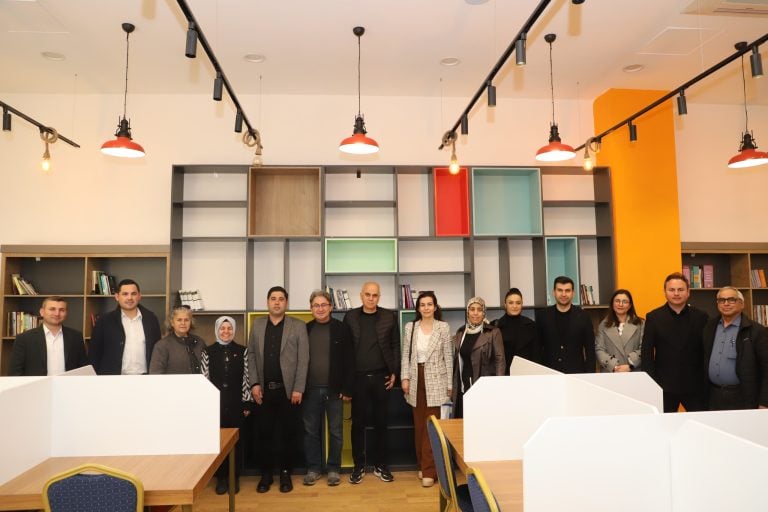 AKSU BELEDİYESİ ETÜT MERKEZİ HİZMETE AÇILDI