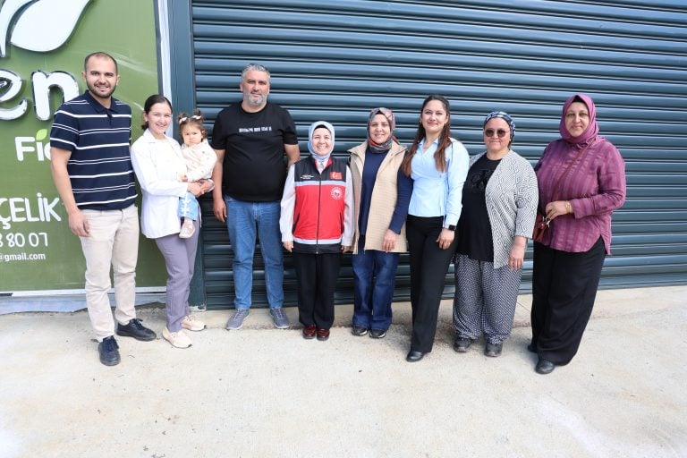 Aksu’da Kadın Üreticilere Güçlü Destek: Seralarda Emek, Dayanışma ve Üretim Bir Arada