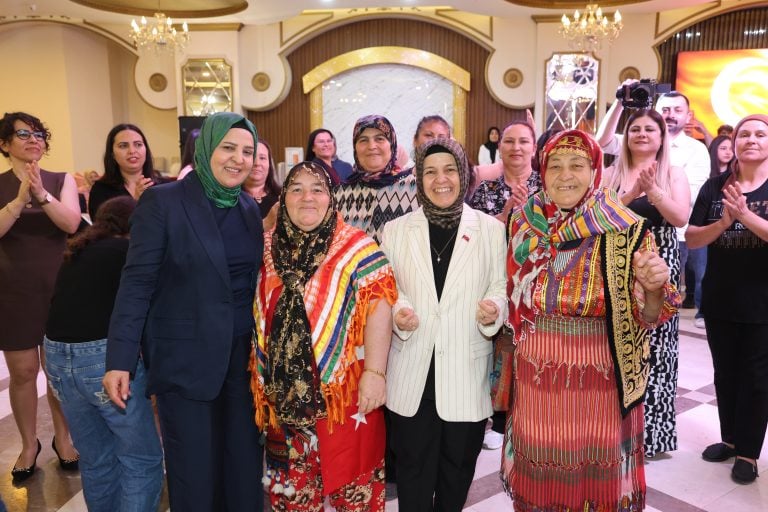 ANNELER GÜNÜ ETKİNLİĞİ