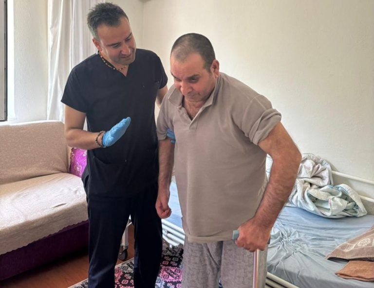 AKSU’DA HASTA ZİYARETLERİ DEVAM EDİYOR
