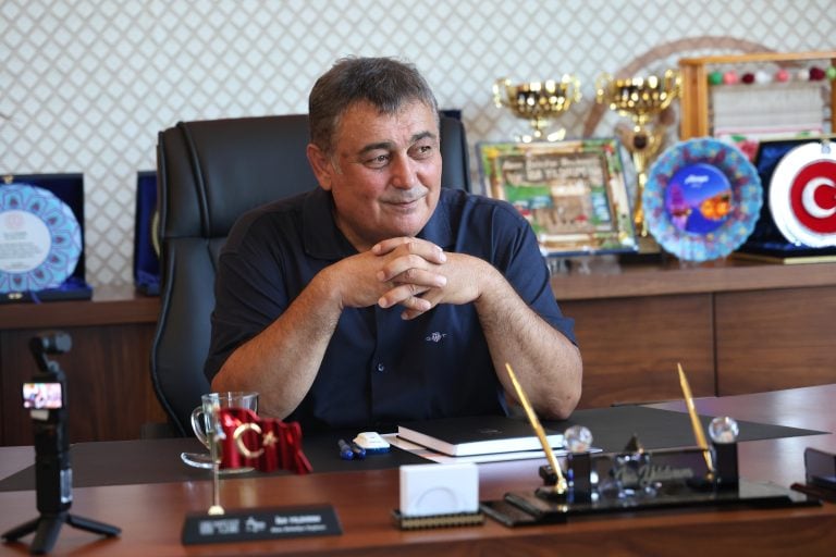 AKSU PERGE SPOR KULÜBÜ SPORCULARI BAŞKAN YILDIRIMI MAKAMINDA ZİYARET ETTİ
