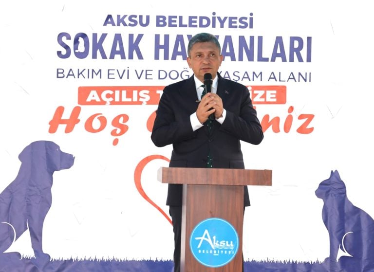 AKSU’DA ANTALYA’NIN EN BÜYÜK SOKAK HAYVANLARI BAKIMEVİ VE DOĞAL YAŞAM ALANI AÇILDI
