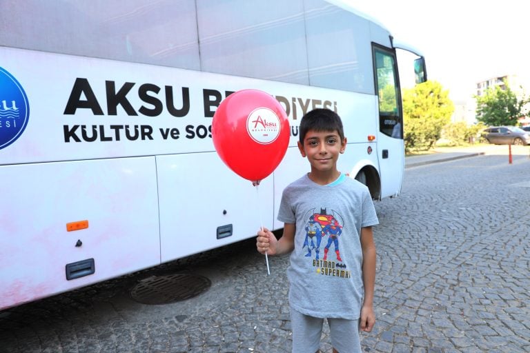 AKSU BELEDİYESİ’NDEN ÇOCUKLARA GÜVENLİ SÜNNET HİZMETİ