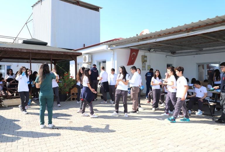 AKSU’DA ÖĞRENCİLER CAN DOSTLARIYLA BULUŞTU