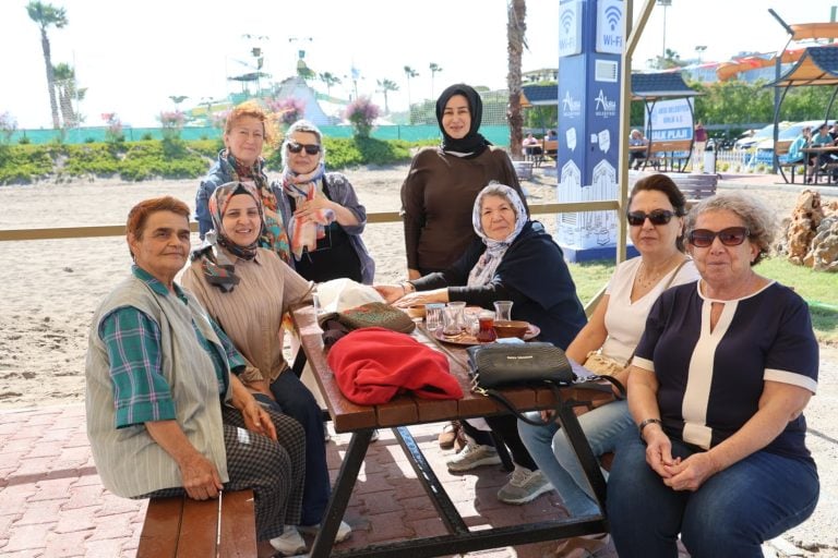 AKSU’DA İKİNCİ HALK PLAJI HİZMETE AÇILDI, SIRADA PERGE VE KURŞUNLU PLAJLARI VAR