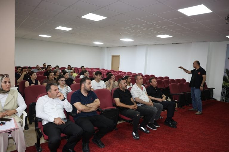 AKSU BELEDİYESİ’NDE YANGIN EĞİTİMİ VE TATBİKATI