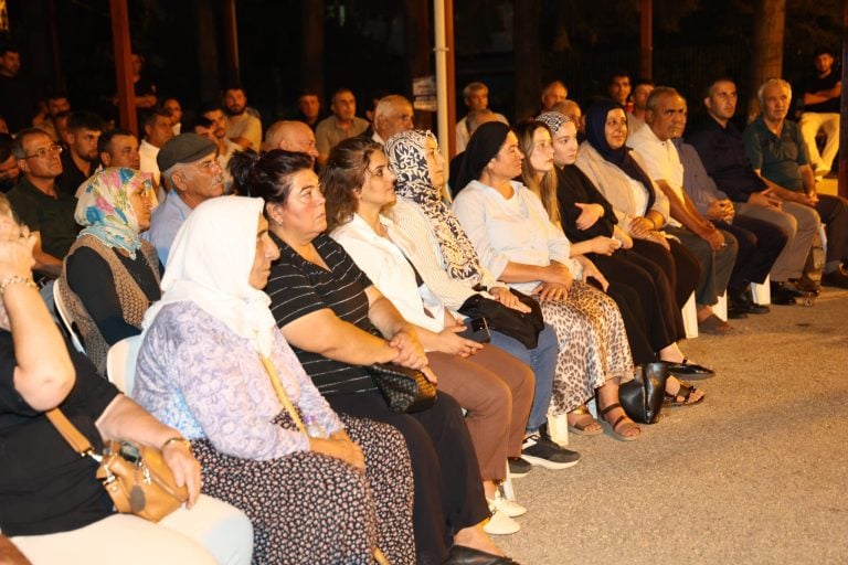 BAŞKAN YILDIRIM YEŞİLKARAMAN MAHALLESİNDE VATANDAŞLARLA BULUŞTU
